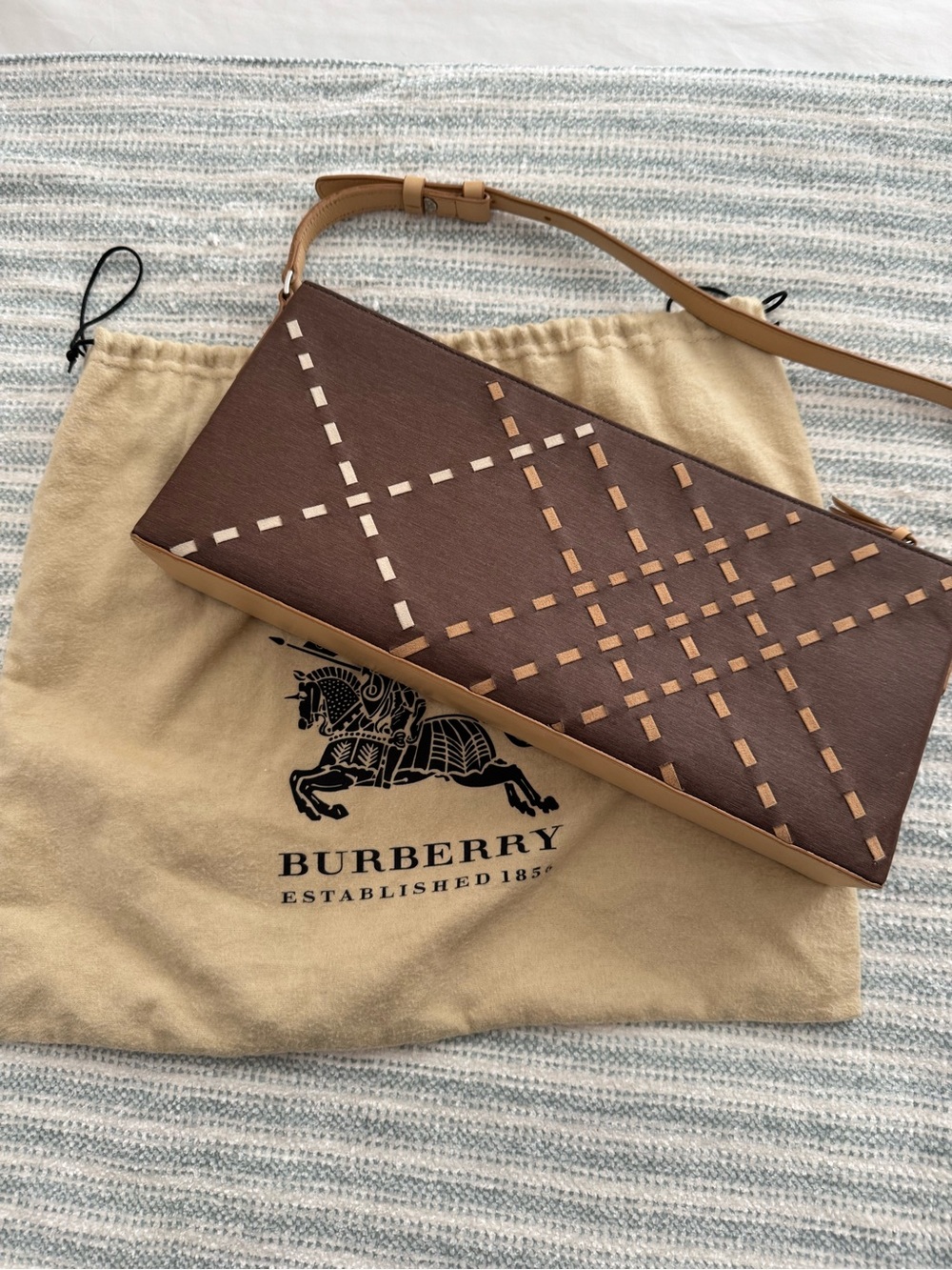 Burberry shoulder Bag
